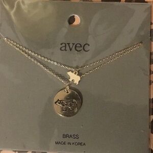 Mama Bear gold tone necklace